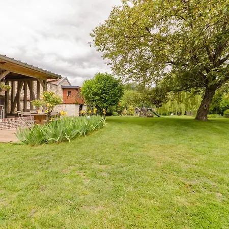 La Maisonnette Holiday home Estissac