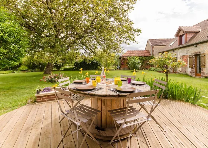 La Maisonnette Holiday home Estissac