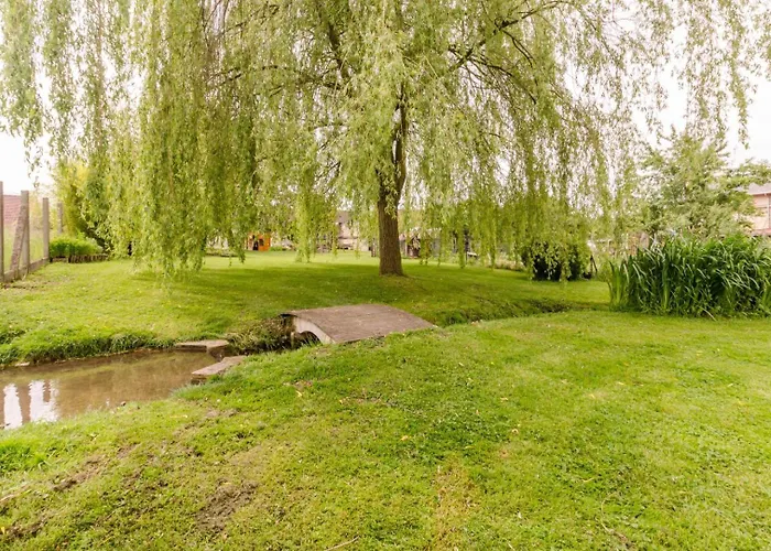 La Maisonnette Holiday home Estissac